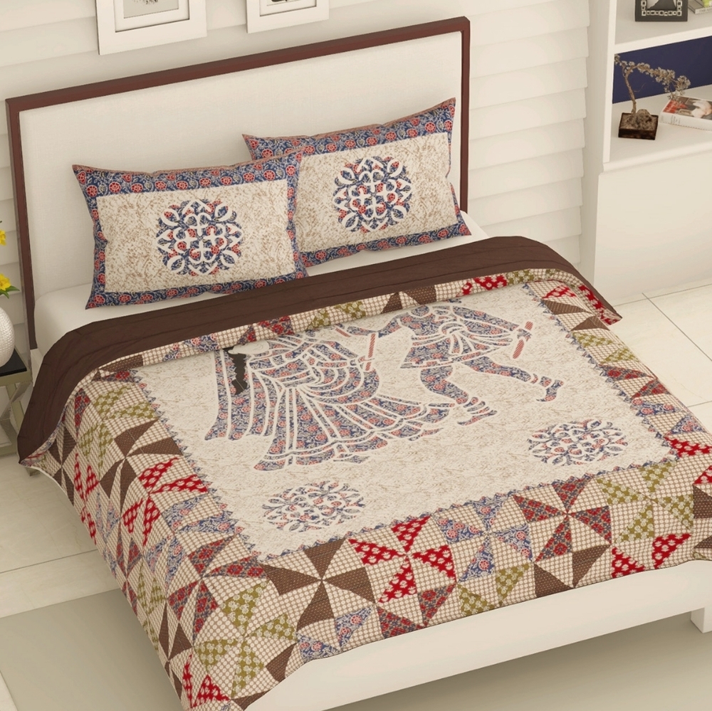 New Quilt Set Queen size